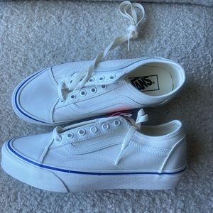 Vans off white sneaker